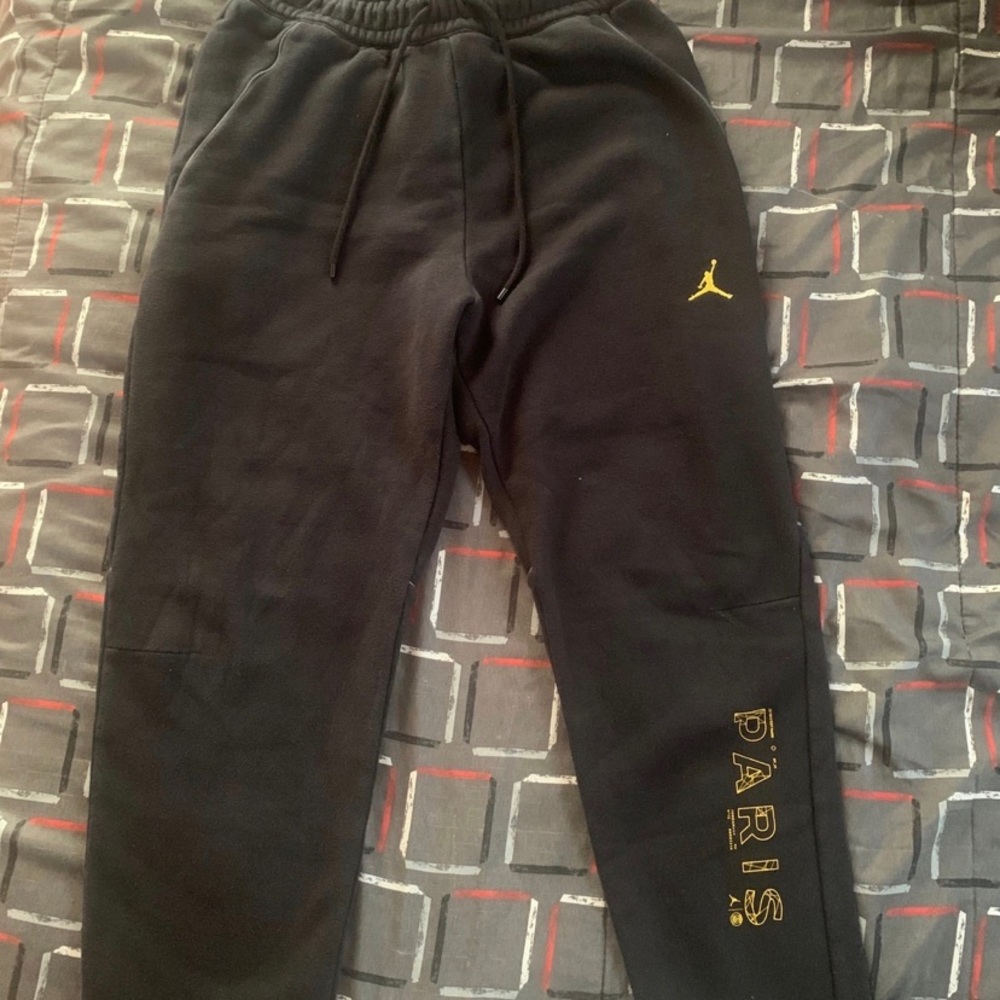 Nike Air Jordan PSG Paris Saint Germain Fleece Jogger Black Yellow Mens Size S